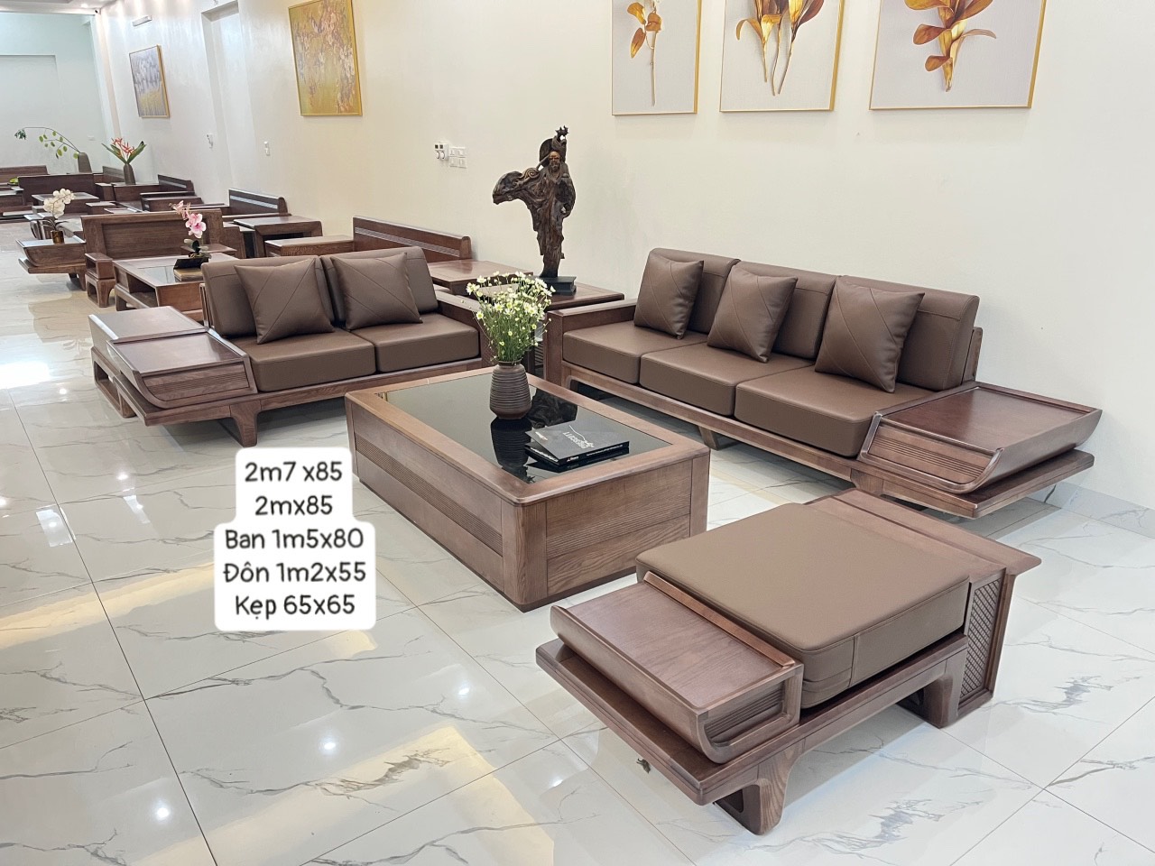 Sofa Phòng Khách Gỗ Sồi Lau Màu Óc Chó 2023